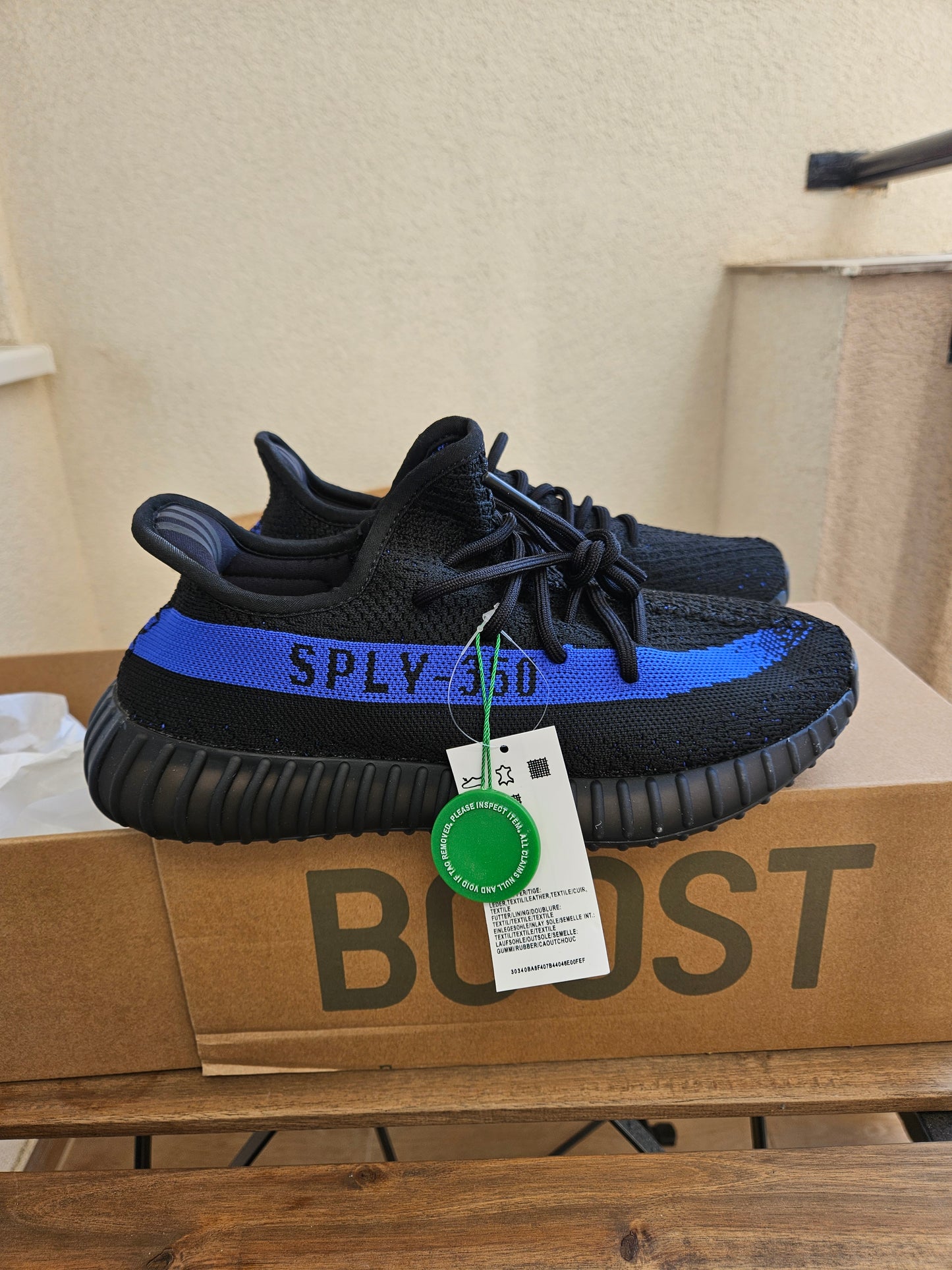 YEEZY Dazling Blue