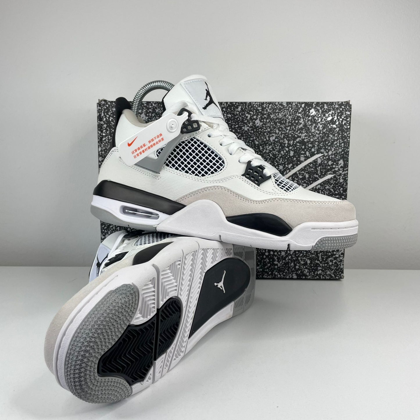 JORDAN 4 Retro Military BLACK