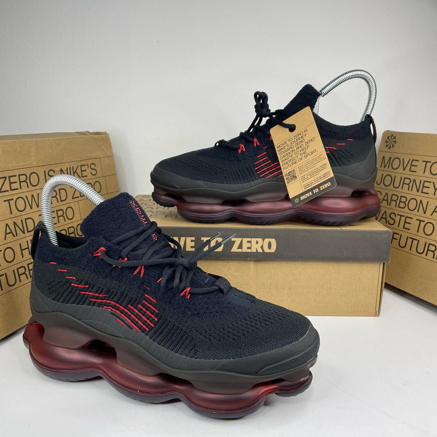 SCORPION Black University Red