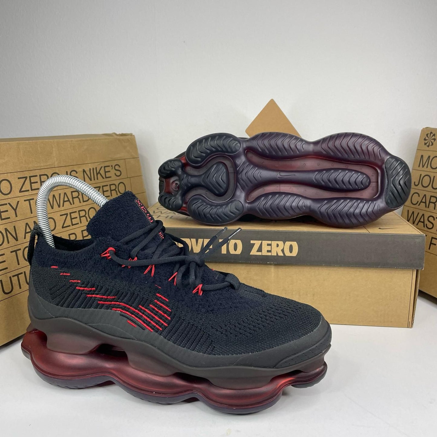 SCORPION Black University Red