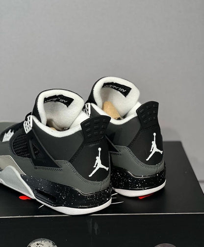 Jordan 4 RETRO Fear