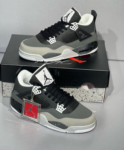 Jordan 4 RETRO Fear