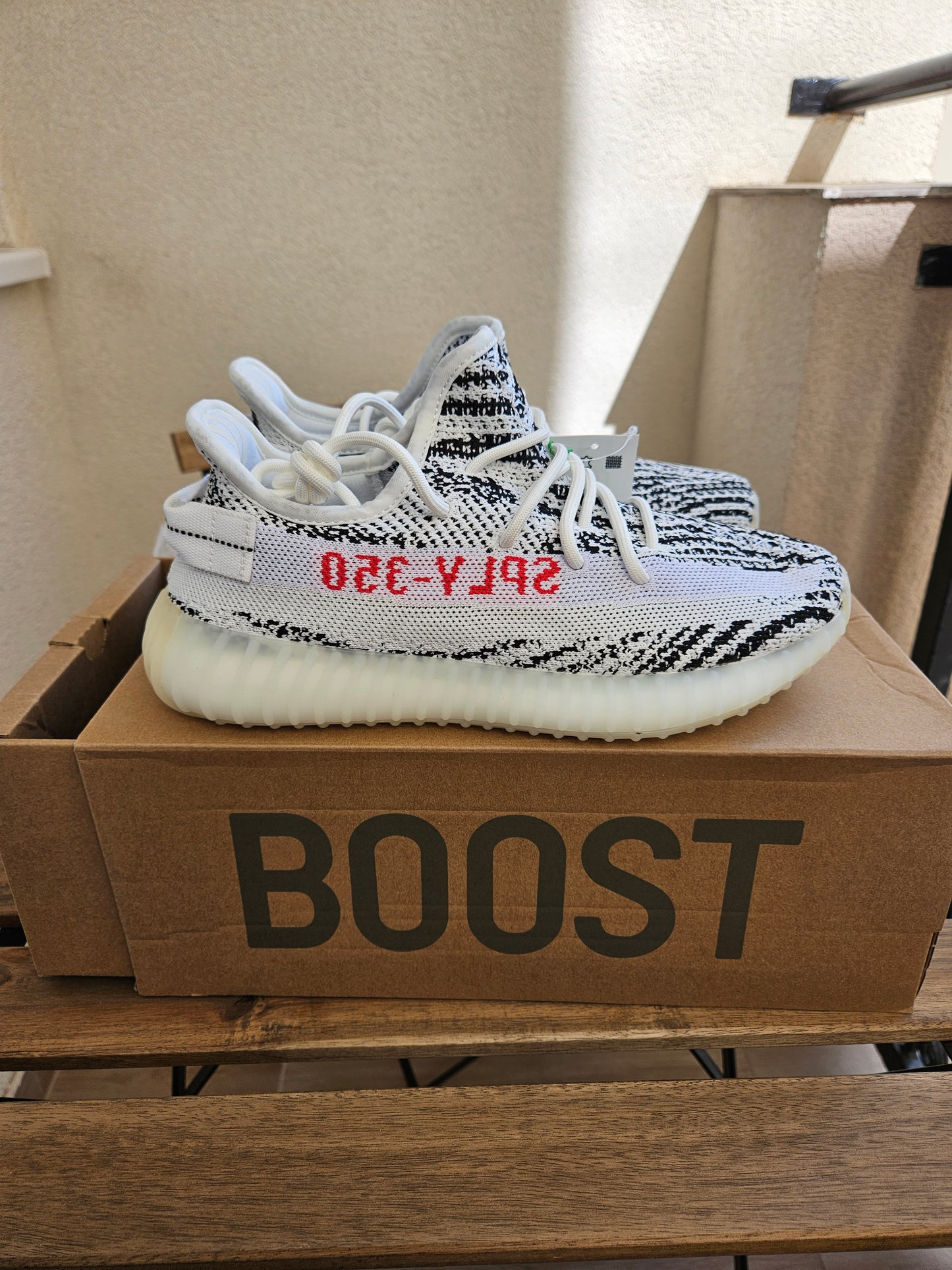 Yeezy Boost 350 V2 Zebra