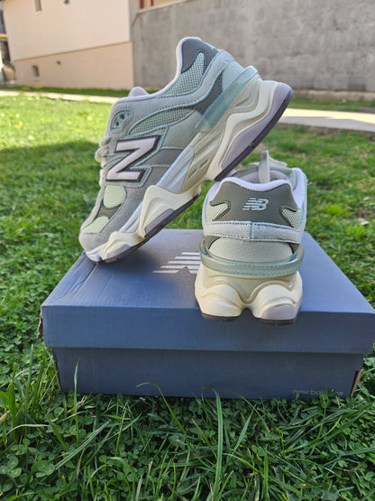 New Balance 9060 (light blue)