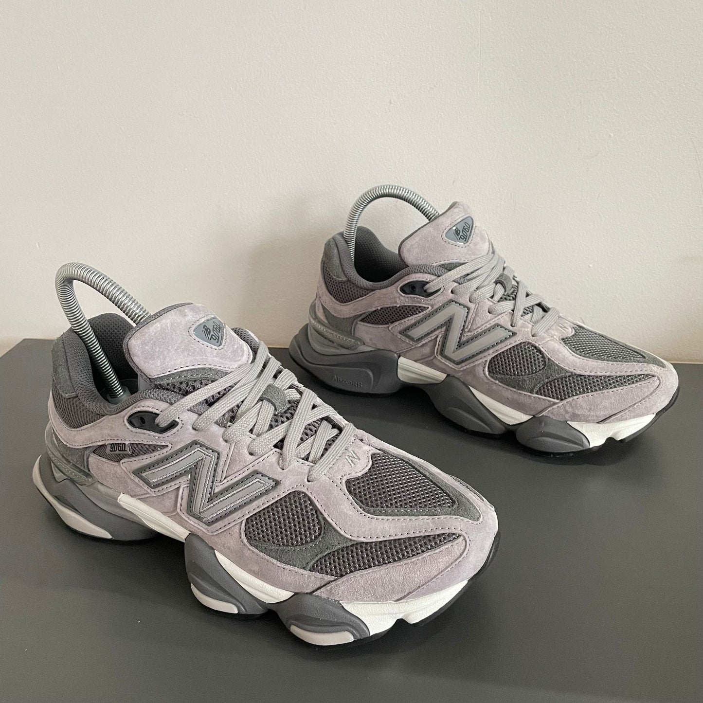 New Balance 9060 (gray)