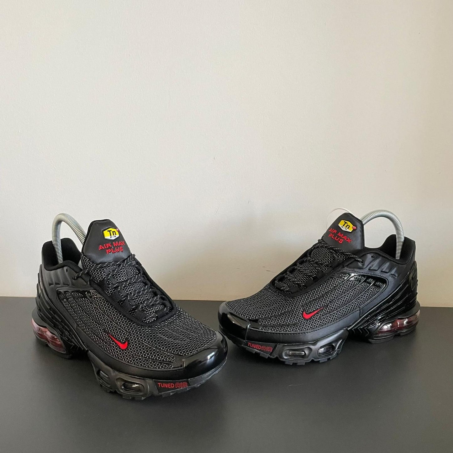 NIKE TN3 Black Red Silver