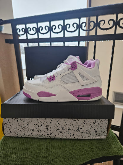 JORDAN 4 Retro Pink Oreo