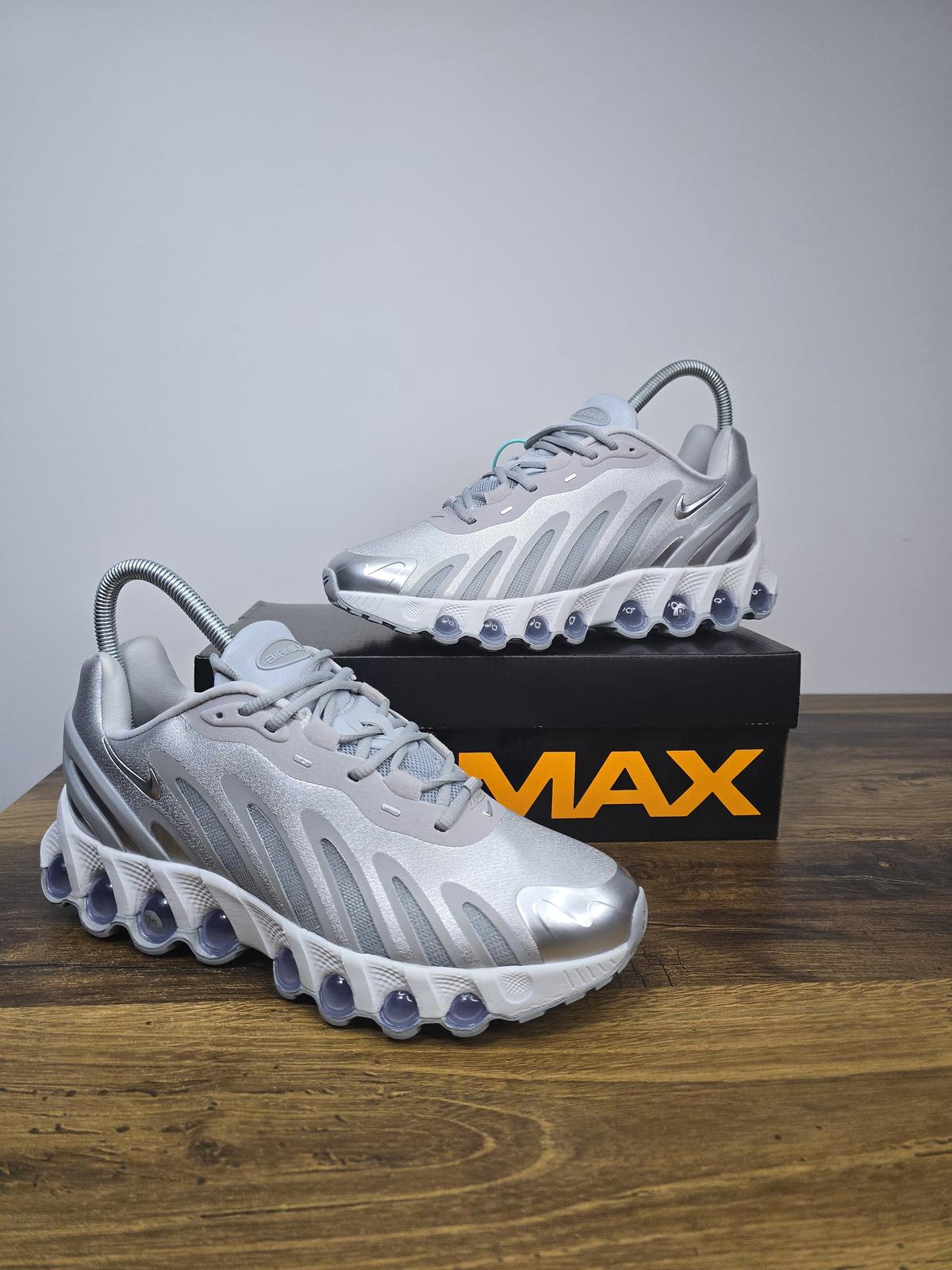 Air Max DN8 Metallic Silver
